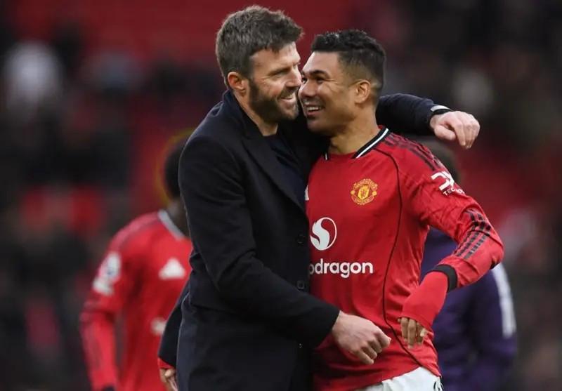 开云棋牌官网下载地址-鲁尼：卡里克是曼联所有主帅里胜率最高的，他100%配得上转正